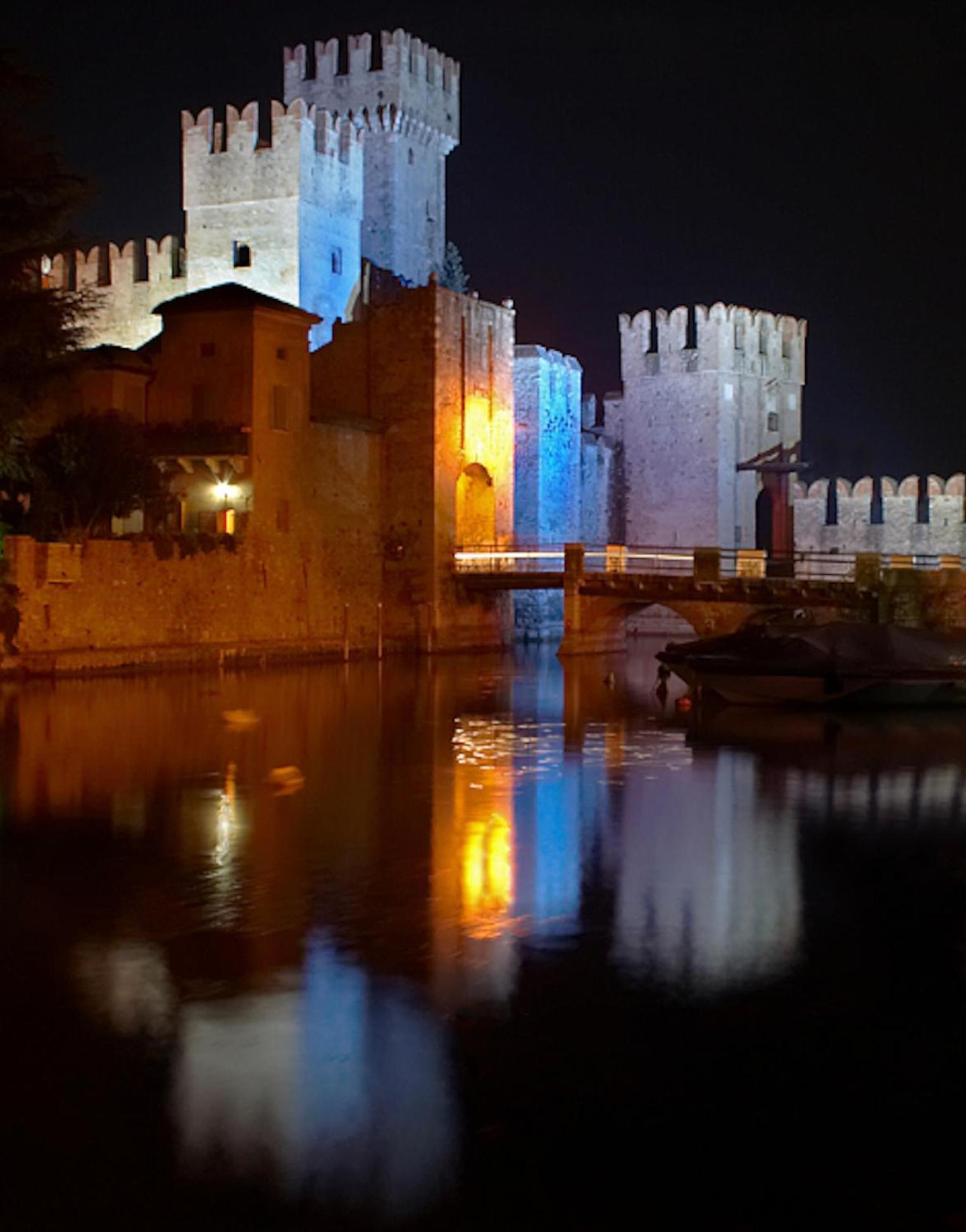 The Captain Apartment Sirmione Exteriér fotografie